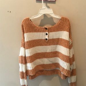 American eagle sweater!!